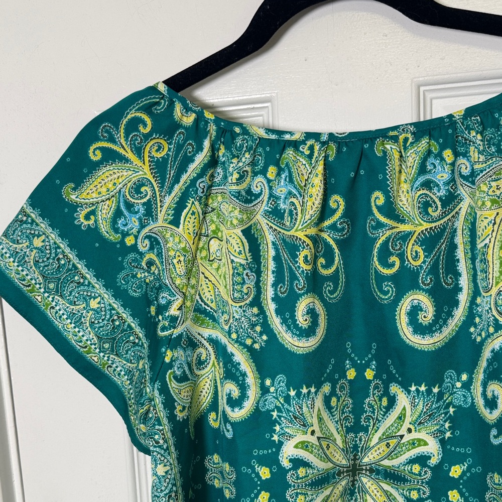 LOFT Teal Paisley Print Lightweight Blouse Short Sleeve Scoop Neck Top Small - Picture 6 of 6